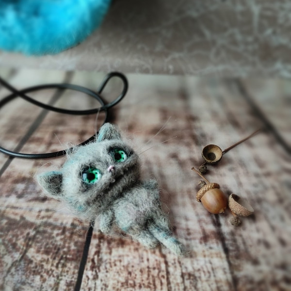 Cheshire Cat, knitting pattern, amigurumi pattern, knitted cat brooch, stuffed cute toy, kitten pattern, baby gift toy 3.jpeg