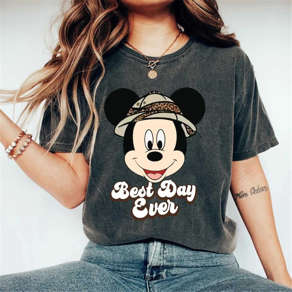 MR2542023195036mickeyminniebestdayevercomfortcolorsshirtleopardimage1jpg