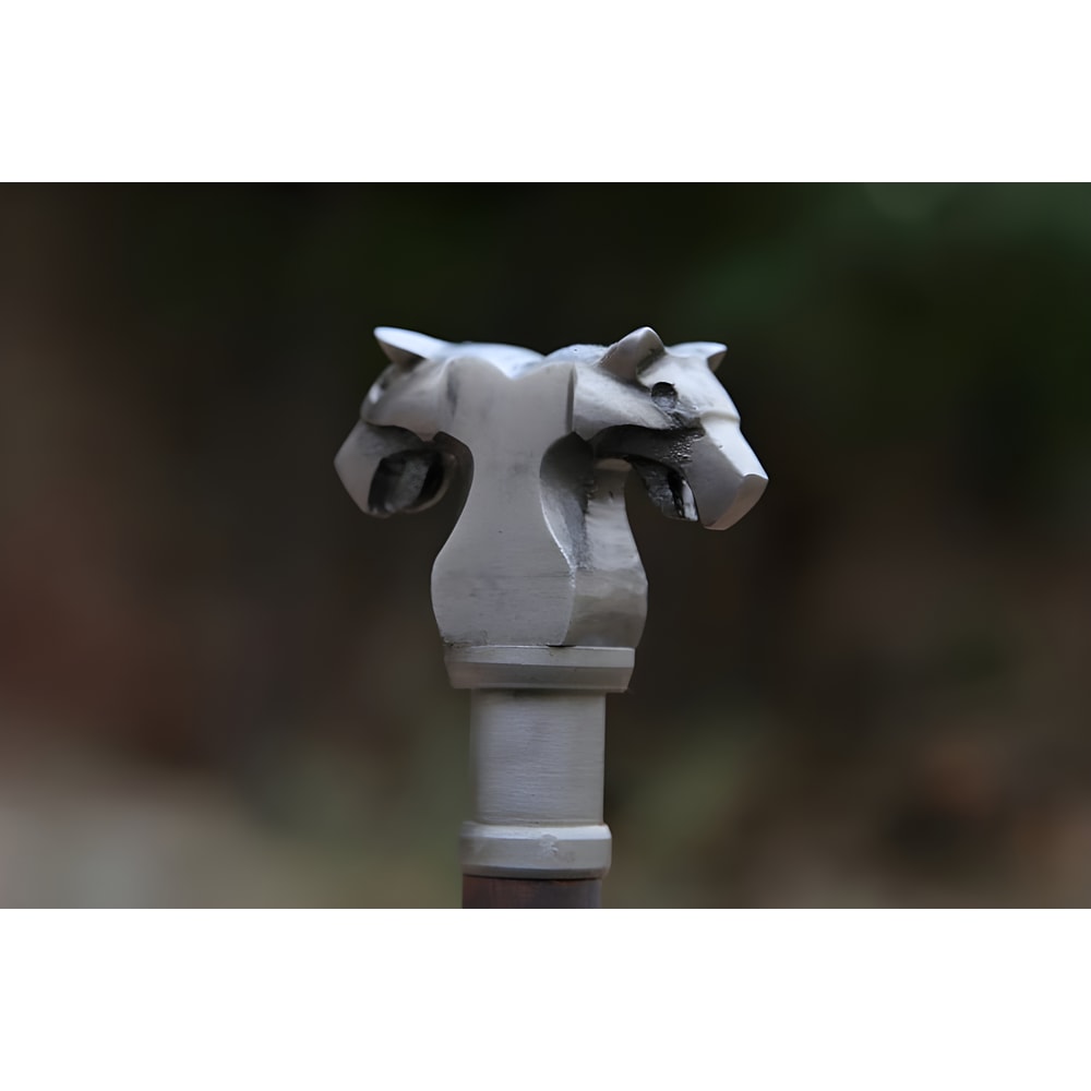 BattleReadyBeautyGeraltofRiviasFelineGriffinSwordsEngravedTreasuresoftheLegendary