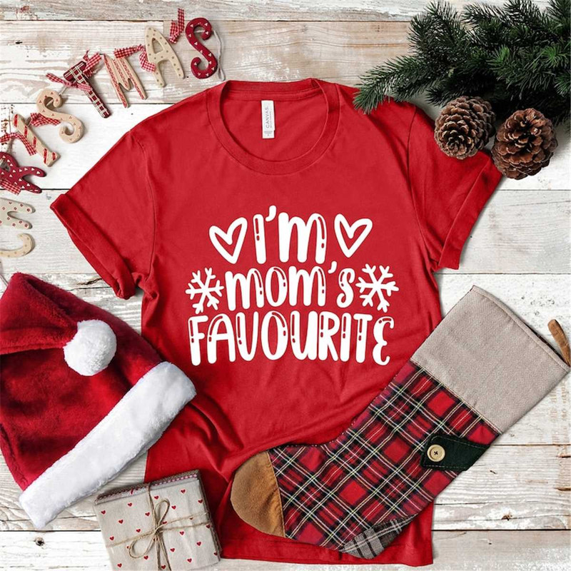 MR2842023101715immomsfavoriteshirtmerrychristmastshirtimage1jpg
