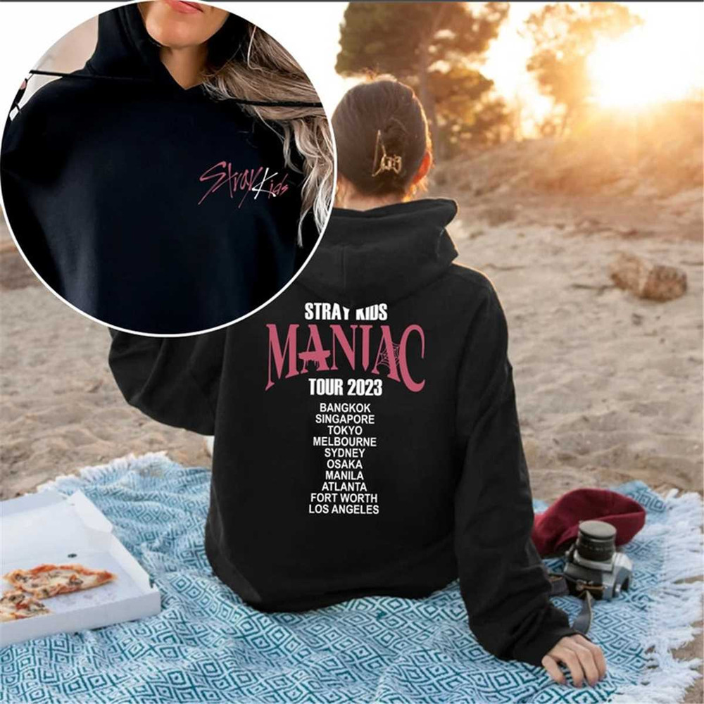 MR2842023152227straykidsworldtour2023hoodiemaniackpopconcertfanimage1jpg