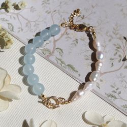 Handmade Pearl Quartz bracelet , Half bracelet with round lock , Dainty beaded jewelry, Cute jewelry, Stone bracelet
