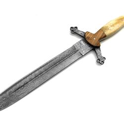 Custom Handmade Damascus Steel Hunting knife Bowie Knife Camping Knife.