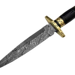 Custom Handmade Damascus Hunting knife Bowie Knife, Black Bull Horn with Sheath.