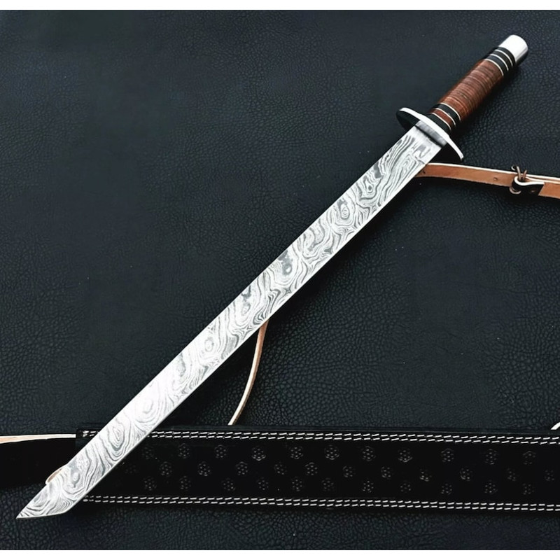 UnleashingtheSamuraiSpiritTheUltimateHandmadeDamascusSteelKatanaSwordforWarriors 5jpg