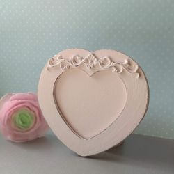 Pink heart-shaped photo frame Shabby chic decor Mini picture frame Love frame Small picture frame GIFTS FOR BRIDESMAIDS