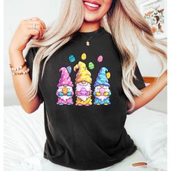 easter gnomes shirt,easter eggs gnomes sweatshirt,cute easter shirt,womens easter crewneck,gnomes eggs sweatshirt,egg hu