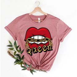 queen lips shirt,attractive queen lips shirt,beautiful girl has a red lips shirt,queen with chain,lip shirt,dripping lip