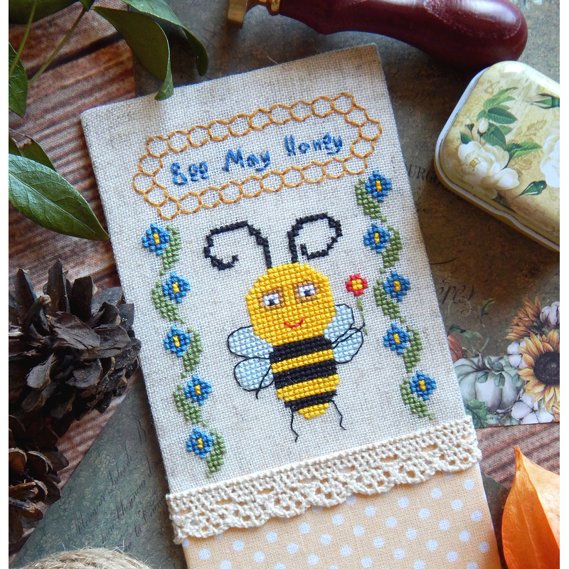 Bee_Honey_Cross_stitch_Pattern.jpg
