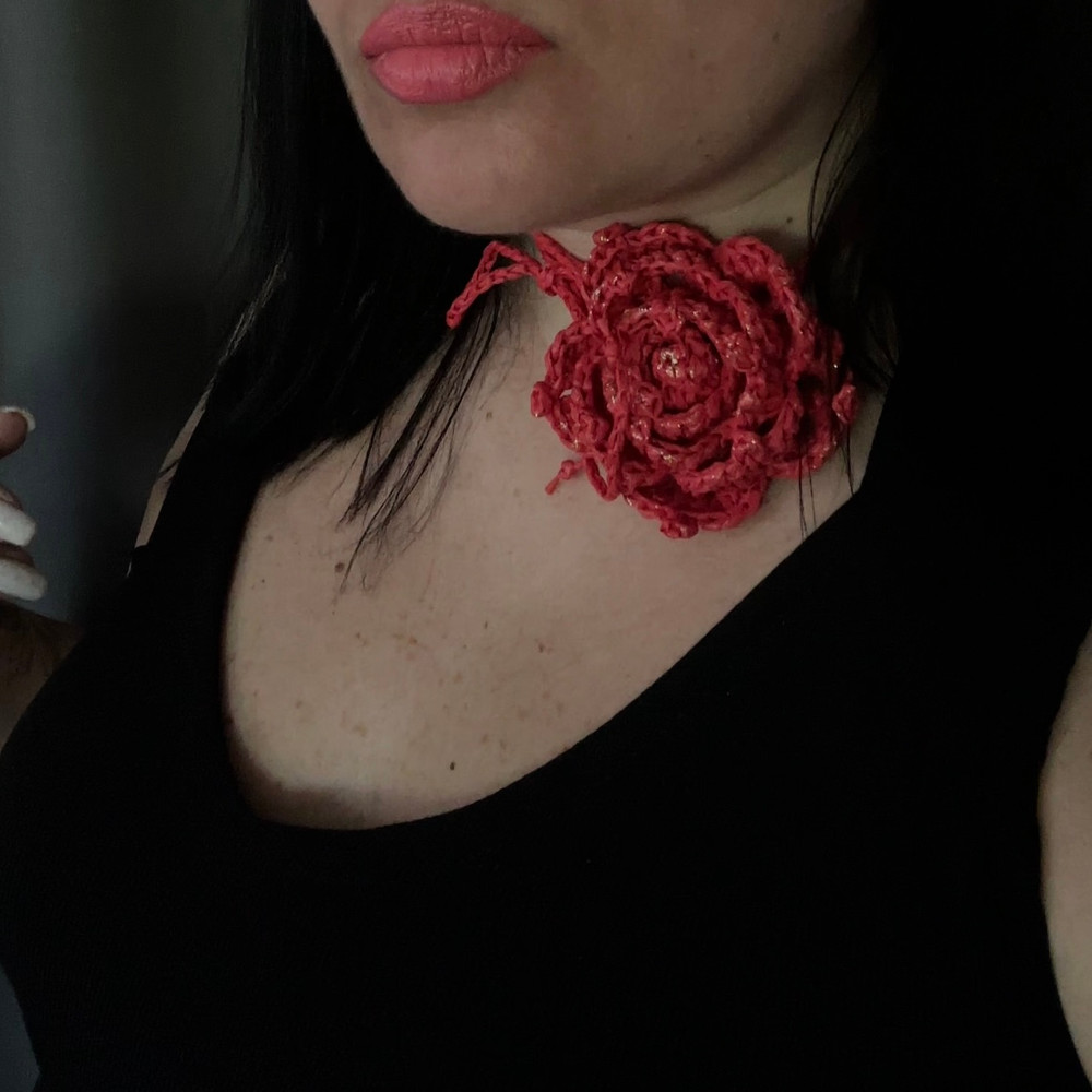 Floral-choker-necklace-5