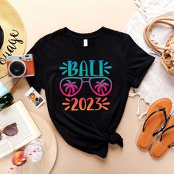 bali 2023 palm tee - bali summer beach shirt - holiday 2023 palm tree t-shirt - bali beach vacation t-shirt - best sun v