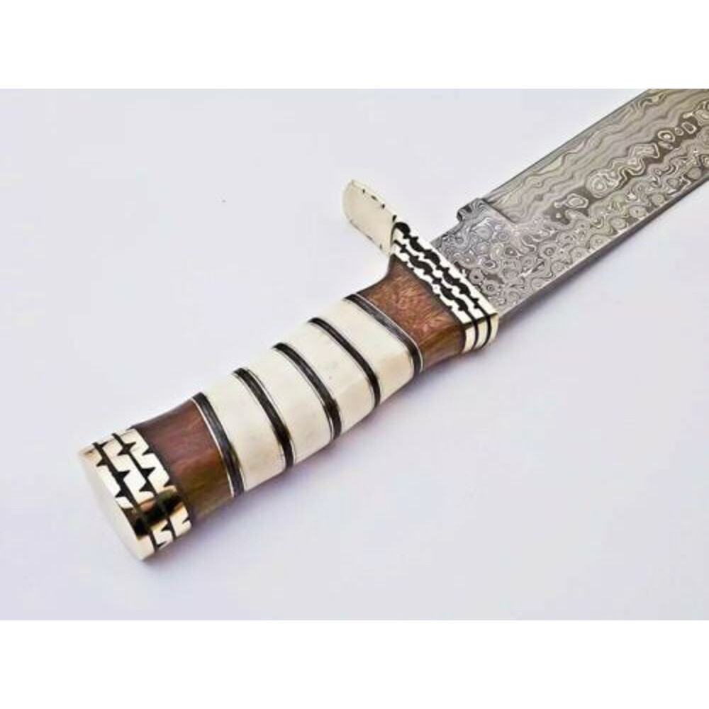 Handcrafted-Perfection Damascus-Steel- Bowie-Knife-for-the-Outdoorsman (2).jpg