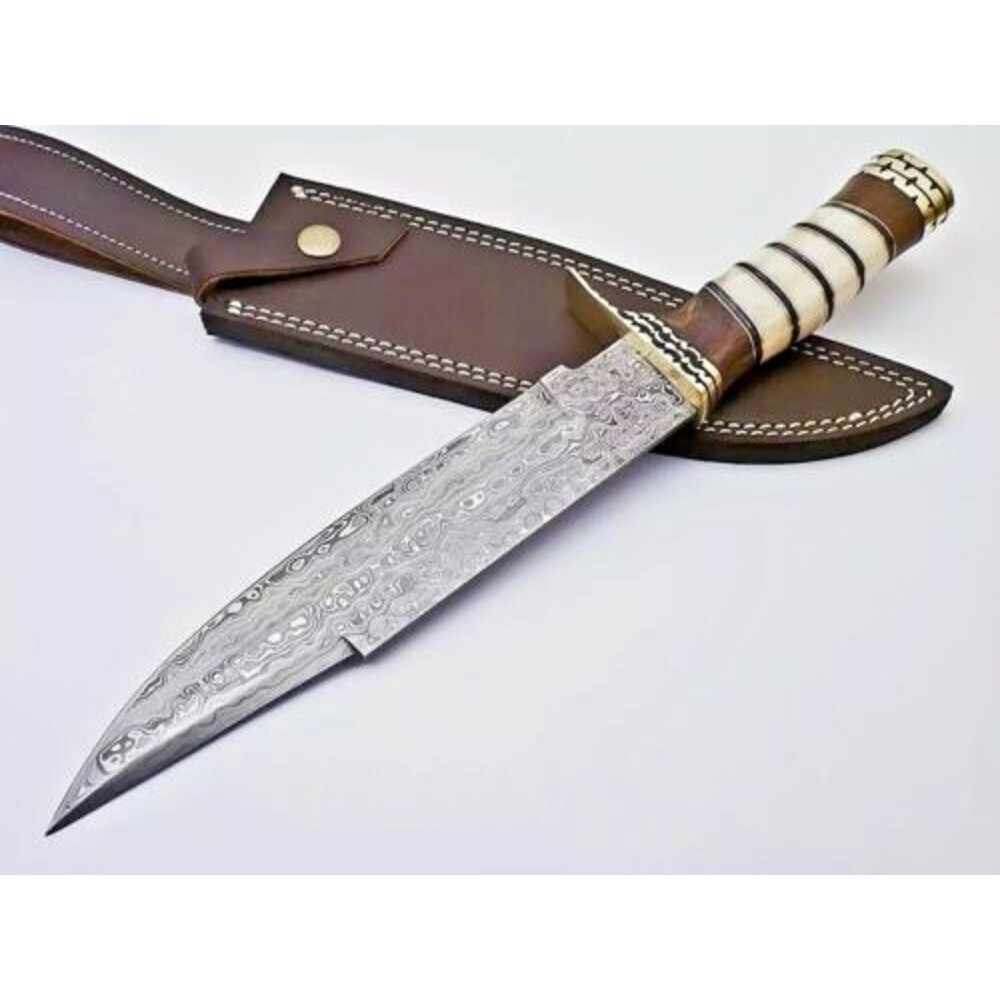 Handcrafted-Perfection Damascus-Steel- Bowie-Knife-for-the-Outdoorsman (3).jpg