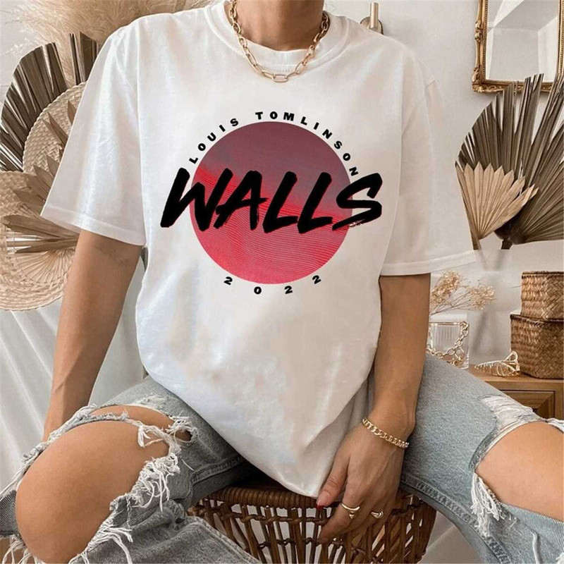 MR-45202317364-walls-2022-shirt-louis-tomlinson-merch-one-direction-shirt-image-1.jpg