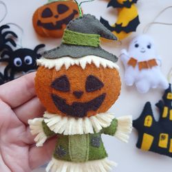 scarecrow, cute halloween decorations, halloween tray decor, home decor, scary ornaments