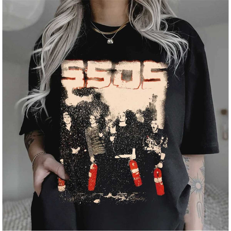 MR-552023153052-vintage-5-seconds-of-summer-shirt-take-my-hand-tour-shirt-image-1.jpg