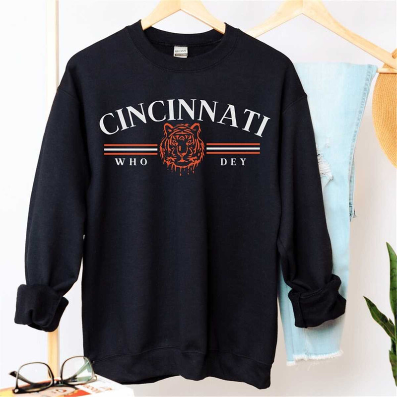 MR-652023111537-cincinnati-football-sweatshirt-vintage-style-cincinnati-image-1.jpg