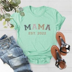 custom mom shirt, mother's day gift custom children's name, kid names shirt, gift for mom, mom birthday shirt, mothers d