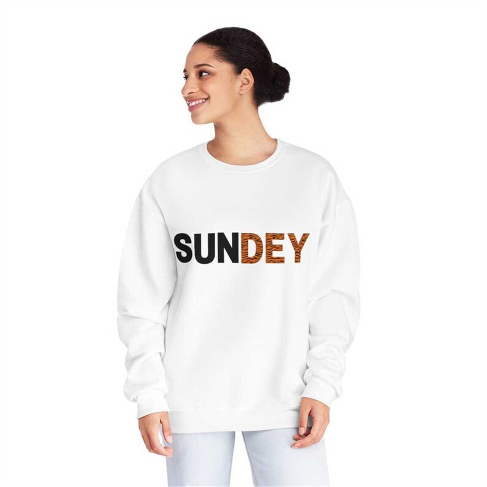 MR-652023153419-cincinnati-bengals-game-day-sweatshirt-cincinnati-bengals-image-1.jpg