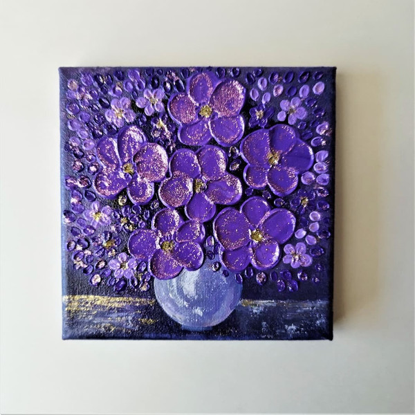 Textured-acrylic-painting-bouquet-of-purple-flowers-vase-shiny-wall-decoration.jpg