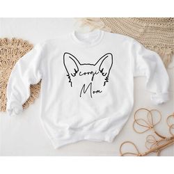 corgi mom handwritten sweatshirt, dog mom sweatshirt, dog mom shirt, frenchie mom t-shirt, dog mom shirt for women, mom