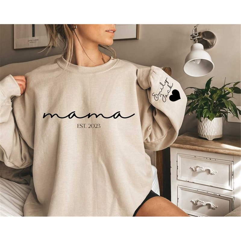 MR-752023162015-personalized-mama-sweatshirt-with-kids-names-sleeve-custom-image-1.jpg
