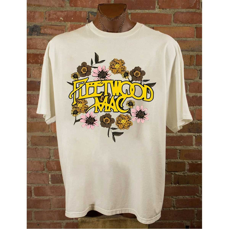 MR-85202391549-vintage-fleetwood-mac-rumours-t-shirt-retro-music-fleetwood-image-1.jpg