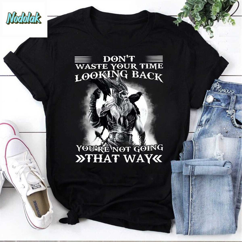 MR-85202311929-dont-waste-your-time-looking-back-youre-not-going-that-way-image-1.jpg