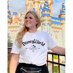retro mickey and friends disneyworld est 1971 t-shirt, family disneyworld shirt, magic kingdom, 2023 vacation tee, minni