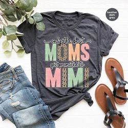 gift for mom, mom t-shirt, mother's day gift, mama crewneck sweatshirt, mom clothing, mother outfit, retro shirt for wom