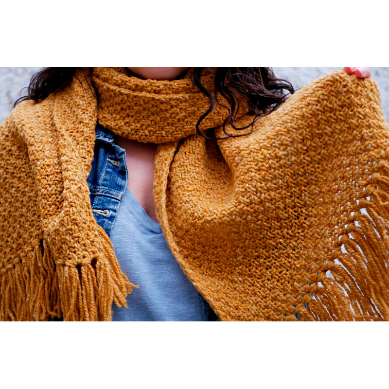 Hand knit  Fringed Scarf Unisex knit scarf Women scarf Men scarf Gift for her Women Fringed Scarf Men Fringed Scarf