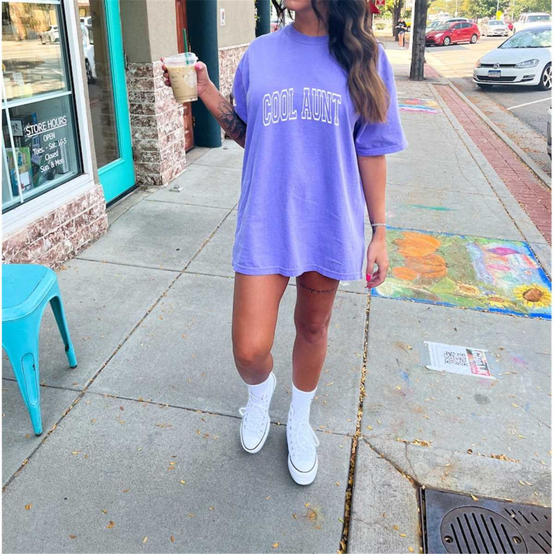 MR-95202312141-cool-aunt-cool-aunt-oversized-tee-auntie-shirt-pregnancy-purple.jpg