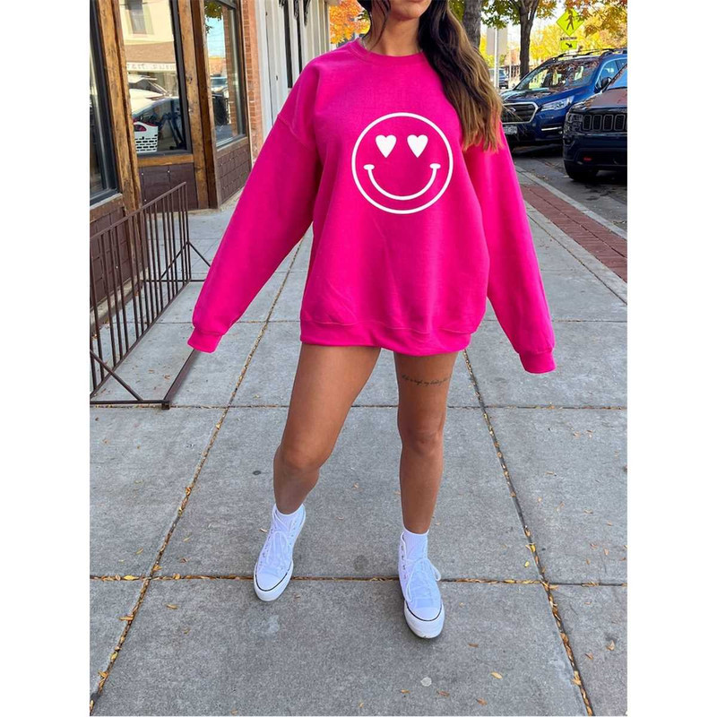 MR-952023124015-oversized-face-sweatshirt-happy-face-crewneck-valentines-image-1.jpg