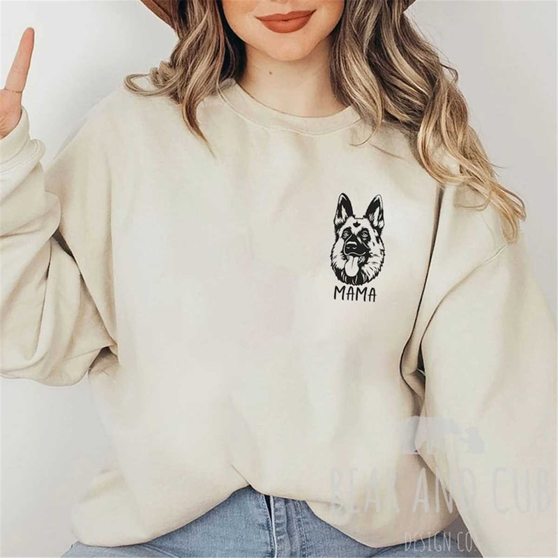 MR-952023183935-german-shepherd-mama-sweatshirt-dog-mom-crewneck-funny-dog-sand.jpg