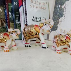 Add an Artistic Touch to Your Home with Our Handmade Marble Elephant Family Pack of 3 Elephents