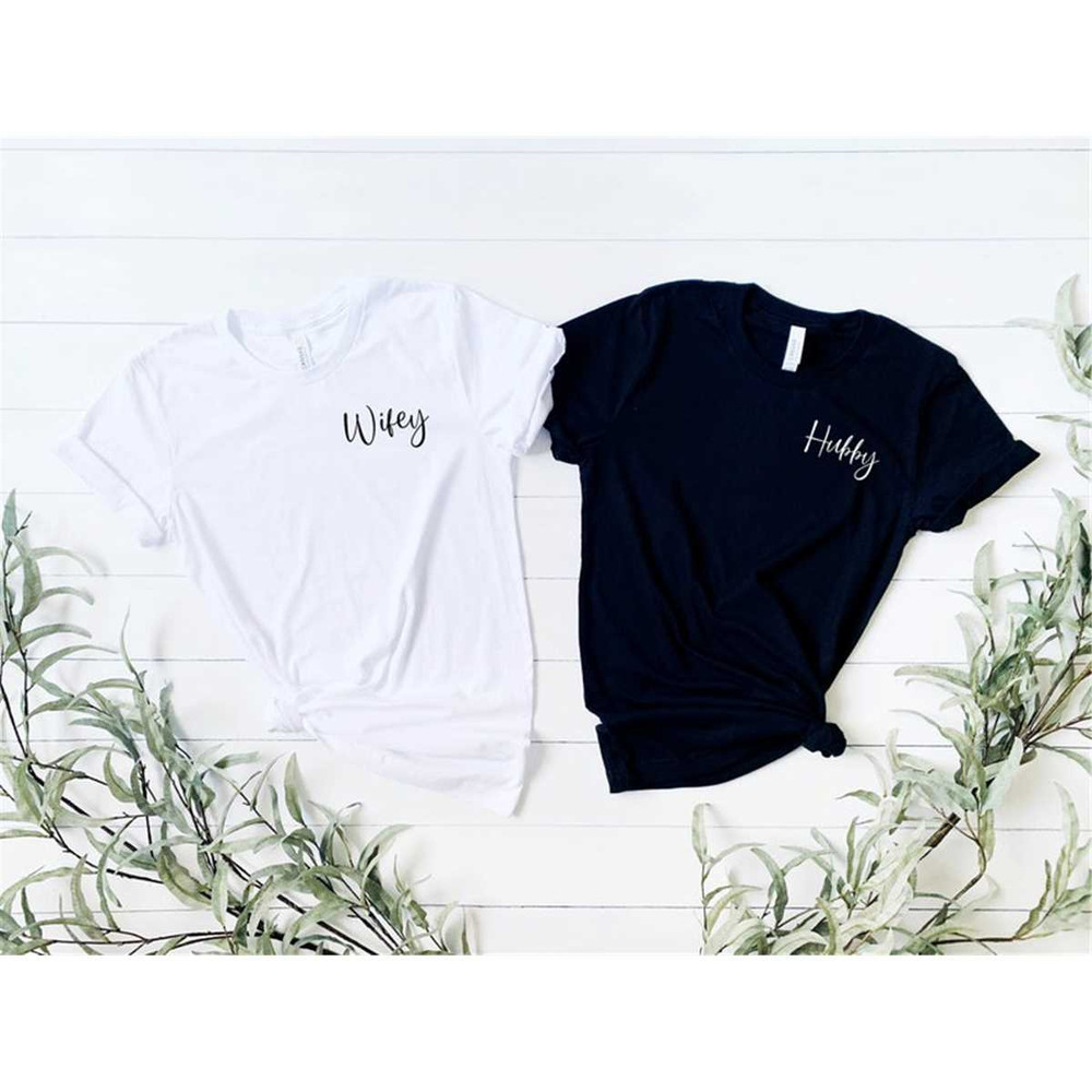 MR-1052023113410-hubby-wifey-couple-shirt-hubby-wifey-pocket-shirt-shirt-for-image-1.jpg