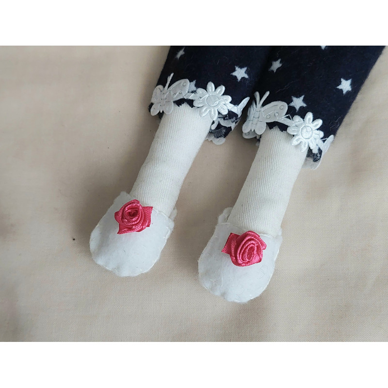 amelia slippers2.jpg