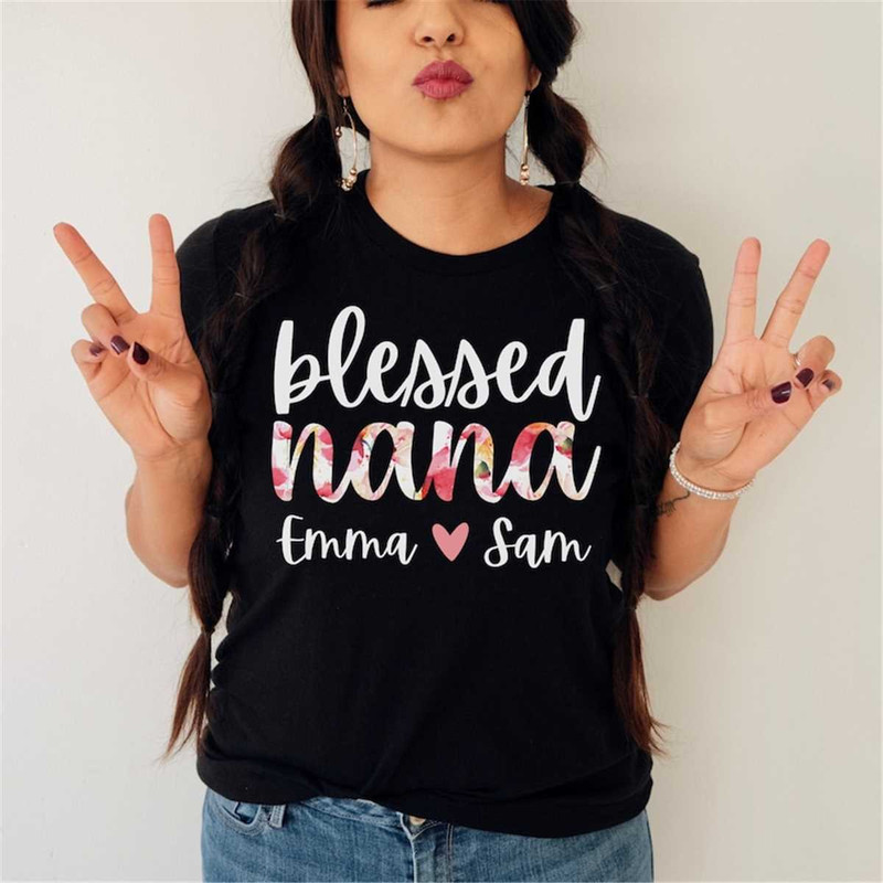 MR-1052023205024-nana-shirt-with-grandkids-names-nana-gifts-grandma-shirt-image-1.jpg
