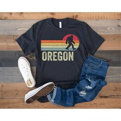 oregon shirt, oregon gifts, oregon bigfoot, sasquatch shirt, hiking shirt, big foot, oregon lover, retro vintage colorad