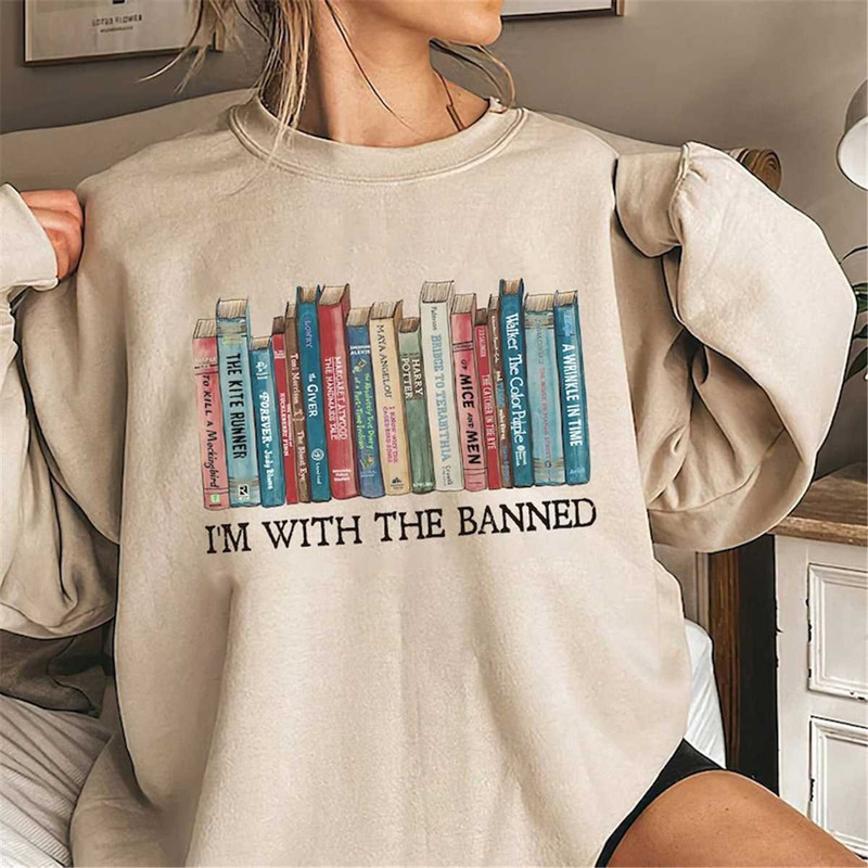 MR-1152023135717-im-with-the-banned-reading-books-shirt-banned-books-image-1.jpg