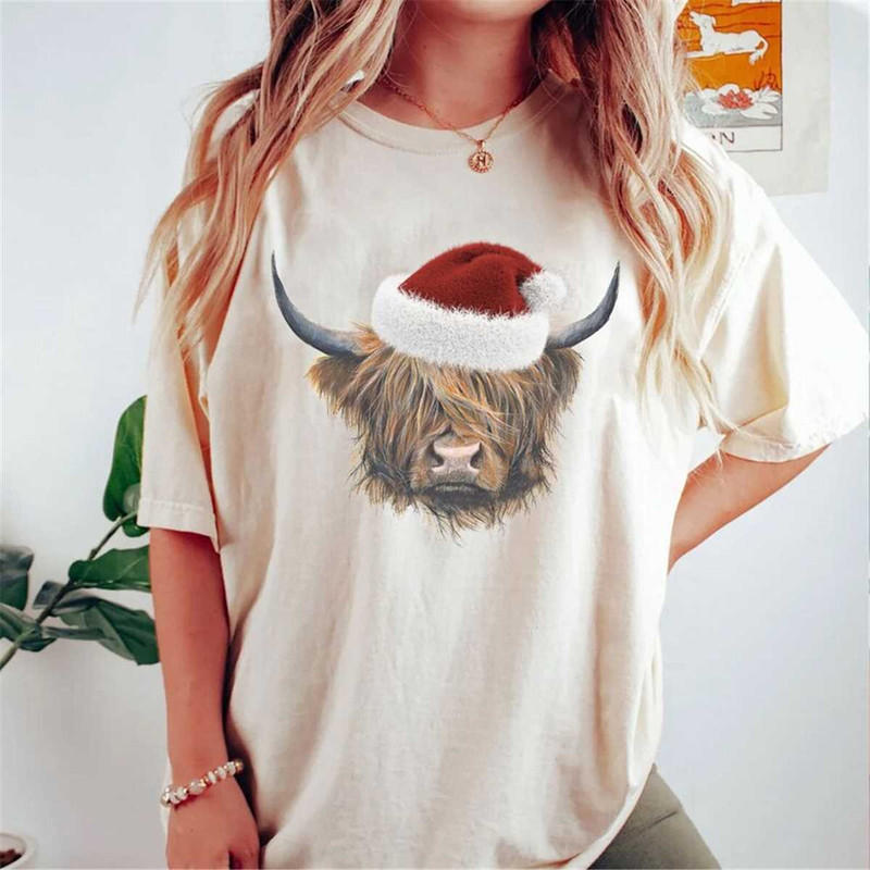 MR-1152023163315-highland-cow-santa-christmas-shirt-highland-cow-lover-shirt-image-1.jpg