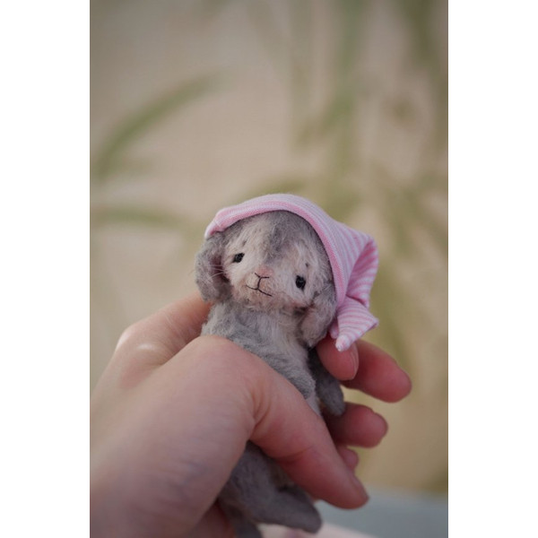 stuffed-animal-mouse-taylor-by-tamara-chernova.jpg