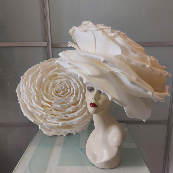 Wedding hat, Bridal flower, Bridal headpiece.jpg