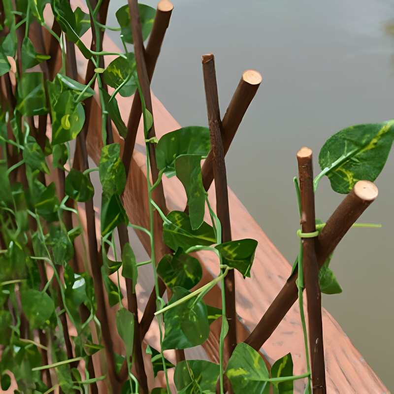 outdoorartificialgreenleafprivacyfenceretractable2.jpg