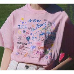 newjeans tracklist shirt, attention, cookie, hype boy, hurt nwjns shirt, newjeans bunny, tokki, newjeans merch, kpop, di