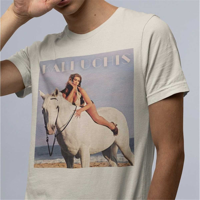 MR-1552023201623-kali-uchis-caballo-t-shirt-kali-uchis-t-shirt-reggaeton-image-1.jpg