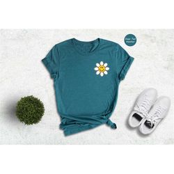 pocket smiley daisy shirt, flower smiley face shirt, smiley daisy gift, positive shirt for women, cute flower shirt