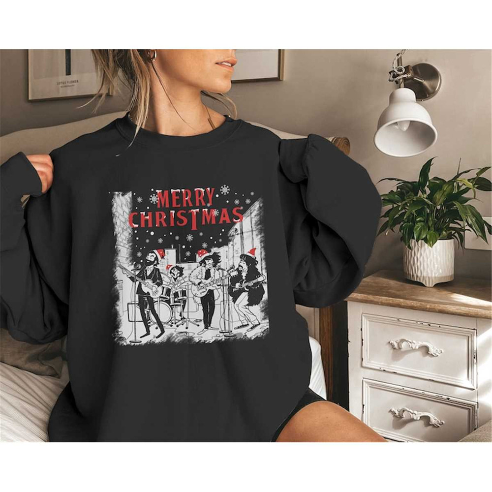 MR-1652023115632-merry-christmas-beatles-sweatshirt-the-beatles-concert-xmas-image-1.jpg