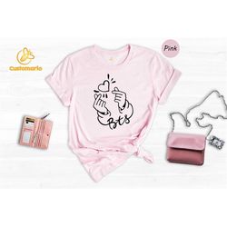 korean finger heart bts shirt, bts lover tee, bts sweatshirt, bts merch t-shirt, kpop shirt, bts army gift, kpop fan swe