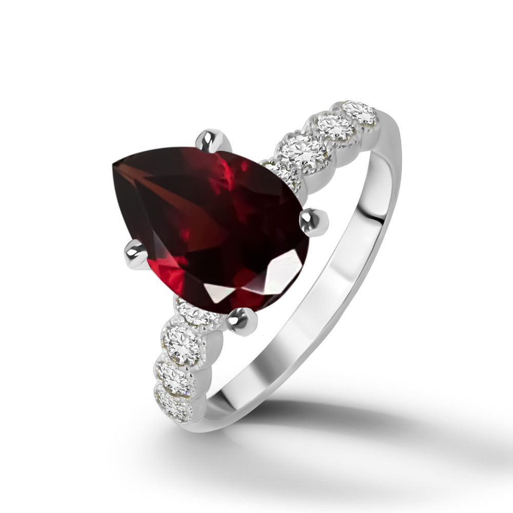 White-Garnet.jpg